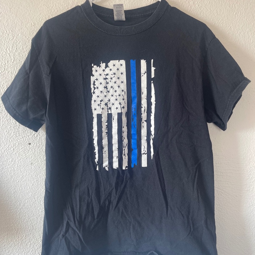 Unisex Medium Short Sleeve Shirt